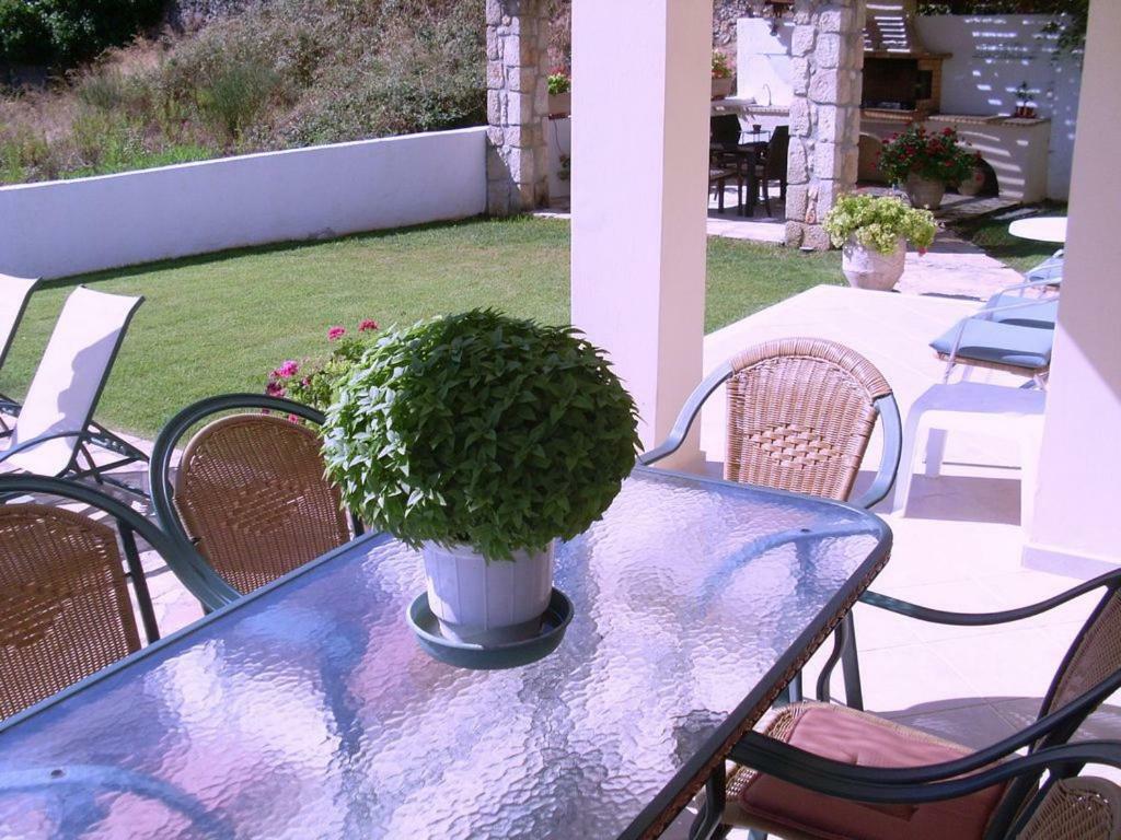 Villa Amelia Metaxata Ngoại thất bức ảnh
